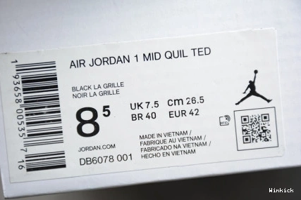 MID QUILTED AIR 1 JORDAN DB6078-001 BLACK 0922